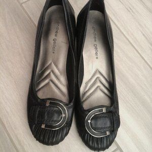 Andrew Geller Yaleeda Black Leather Upper Slip On Wedge Pump.    Size 8M